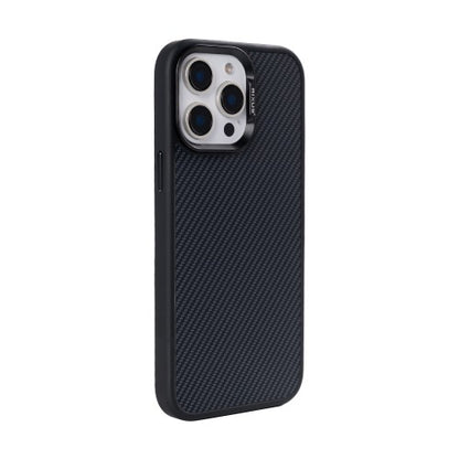 Rixus Mag Carbon – Telefoonhoesje – MagSafe Case – Carbon Design – Titanium Zwart – iPhone 13 Pro